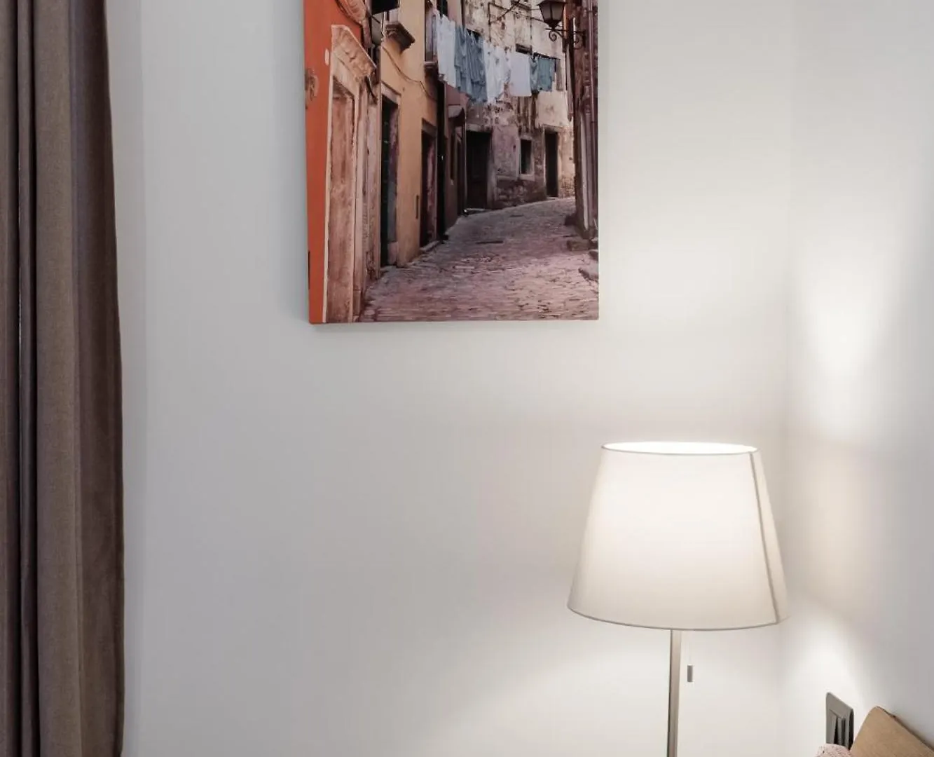 Acquario 5 Minuti, 1Br , Free A-C, Wifi & Netflix 