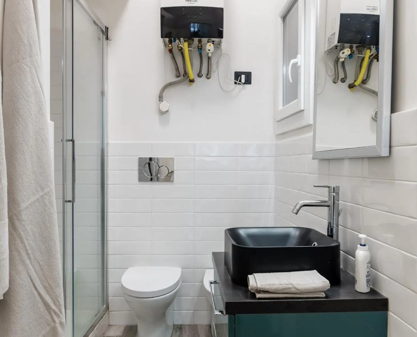 Acquario 5 Minuti, 1Br , Free A-C, Wifi & Netflix 